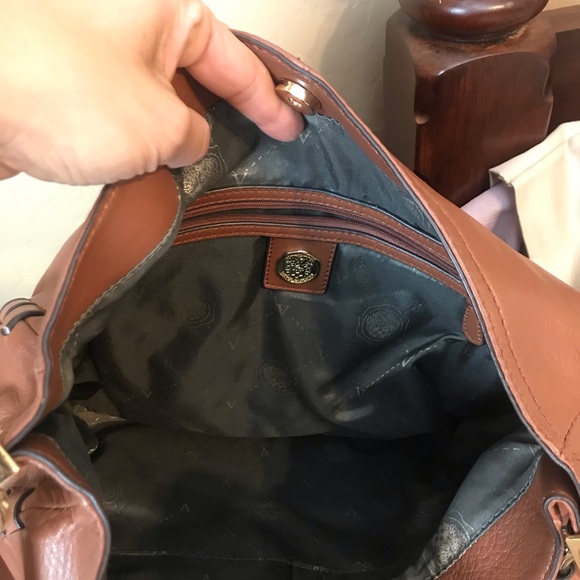 Vince Camuto purse - Picture 2 of 2